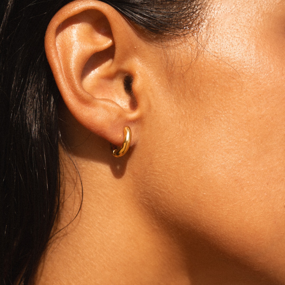 Wavy Hoops